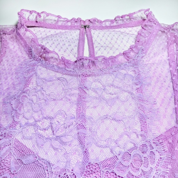 Express lavender lace high neck top with cami, S - Picture 3 of 6